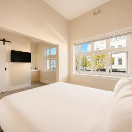 Tudor Hotel Redfern