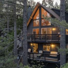 Glimmer Chalet Treetop A-frame cabin lake view