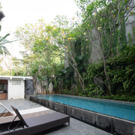 Cove Valley Residence