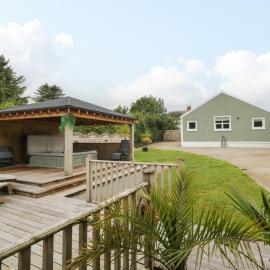 Woodside Guest House, Hotel in Coleraine