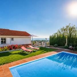 Casa con piscina privada, hotel in Sant Cebrià de Vallalta