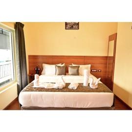 Breeze & blooms villa, hotel v destinaci Yercaud