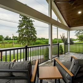 The Place Next Door – Stylish Amish-Country Stay, hotel u gradu 'Ronks'
