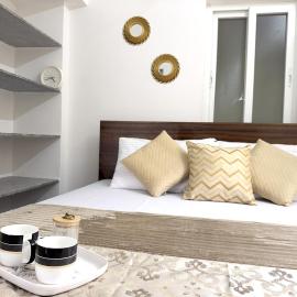 STAY NEAR AIRPORT 1BHK - 10mins drive, hotel a Chennai