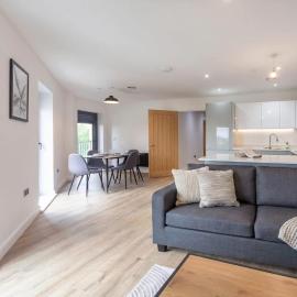 Stunning 2 Bedroom Apartment in Central Ashford