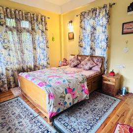Seven Oaks Homestay Mirik