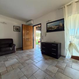 Guest house Luxury, khách sạn ở Anzio