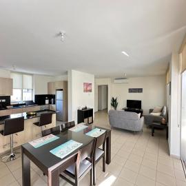 Charming City Centre Apt w Pool - City Flats 303