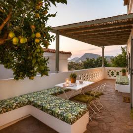 Valandou Guesthouses - Boutique Apartments in Aperi, Karpathos