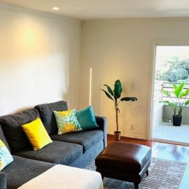 Two Bedroom Coastal Retreat Steps from the Beach, hotel i Redondo Beach