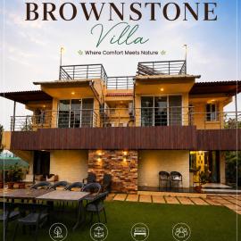 Brownstone Villa, hotel u gradu Utan