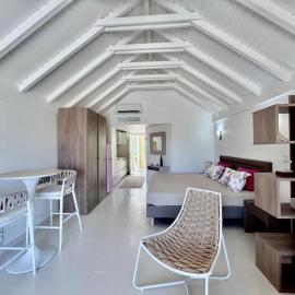 Studio la vie en rose, Orient bay