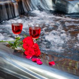 Domek Maryja z prywatnym duzym jacuzzi i sauna Przystan pod niebem, Hotel in Leczyce