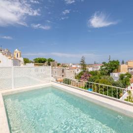 Les Terrasses B Private Rooftop Pool in Tavira