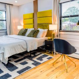 Velvet Vue Suite Near JFK, UBS Arena, & 30mins from City