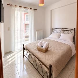 Beautiful apartment with balcony in Aigio