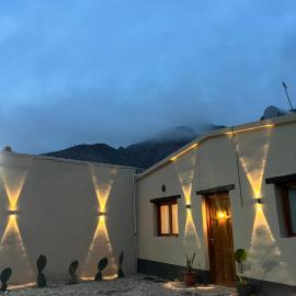 Cabaña Samay Cerros, hotel u gradu Purmamarka