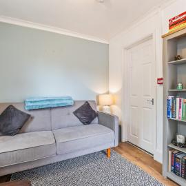 #195 Stylish Coventry City Stay - Sleeps 2