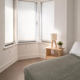 Private Bedroom with Dedicated Bathroom 15mis NYC