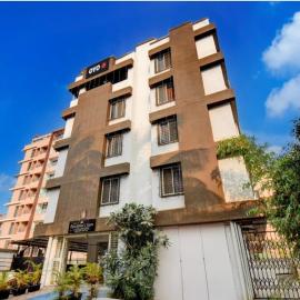Hotel O Panchsheel Crown Ac Suites And Luxury Rooms