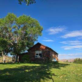 Pack Creek ~ Trails End, hotel in Spanish Valley