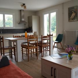 Maison du gardien de Logempré - 23 ha de parc, rivière & Padel