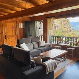 Cal Ferrer del Querforadat, hotel em Cava