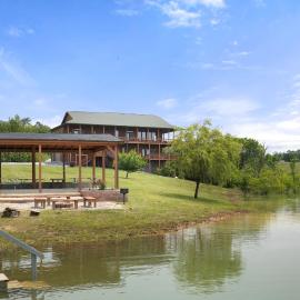 Wonderland Cove, hotel in Dandridge