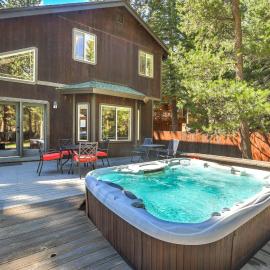 TaHaus Hot Tub Pool Table Dog Friendly
