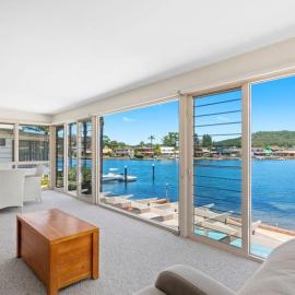 Island Luxe Waterfront Pool Home on Helmsman