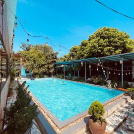 Hideaway Village Homestay, hotelli kohteessa Xuân Sơn
