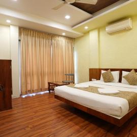 Hotel Madhuri Executive, hotel in Kolhapur