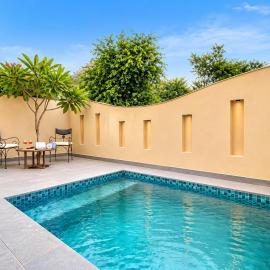 ELIVAAS Signature Raj Villas Pet-Friendly Hotel Suite with Pvt Pool & Aravalli Hill Views