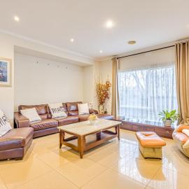 StayAU Family Home Comfort in Caroline Springs