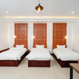 Wood Castle Hotel Vientiane