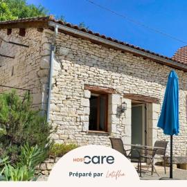 Domaine des Pierres Blanches - La Salamandre, hotel in Carlux