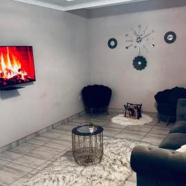 Minnestay guest house, hotel u gradu Palapye
