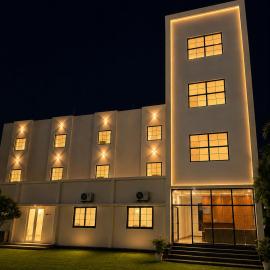 Hotel Narmada Inn: Budhni şehrinde bir otel
