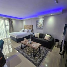 Millennial Blue Haven, hotel em De Aar