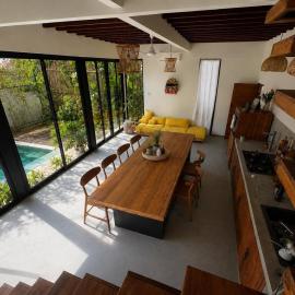 Casa Oaxaca - Luxury Oasis Near Padang Padang Beach โรงแรมในอูลูวาตู