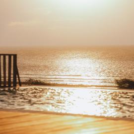 Anna Villas by Sumba-Beach، فندق في Memboro