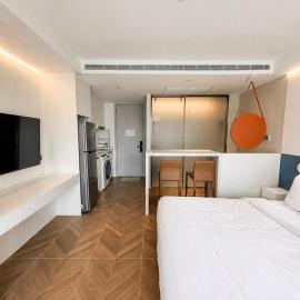 Studio Apartment by Sunshine Beach
