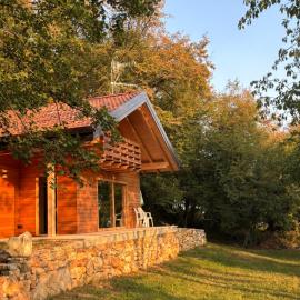 La Casetta di Legno, hotell sihtkohas San Zeno di Montagna