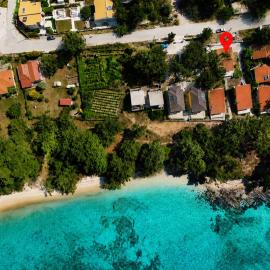 Helios Seafront Villa Rachoni - 3 bedrooms 7 guests
