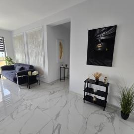 Marcus Residence5