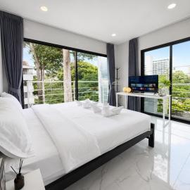 Central Stay Hotel