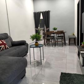 4PAX 2B2B TEMPLER Homestay Seremban Town, Lobak