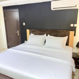 Floyd Msquare Hotel