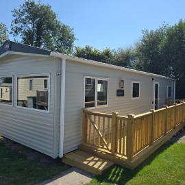 Noble Court Holiday Retreat, Hotel in Pembrokeshire