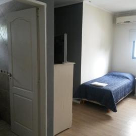 Kin Hotel, hotel u gradu 'Zárate'